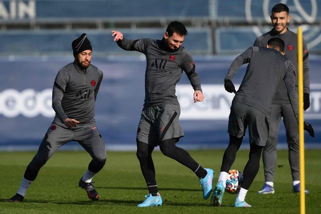 斯诺克世锦赛：八强战赵心童8比8暂平肖恩·墨菲