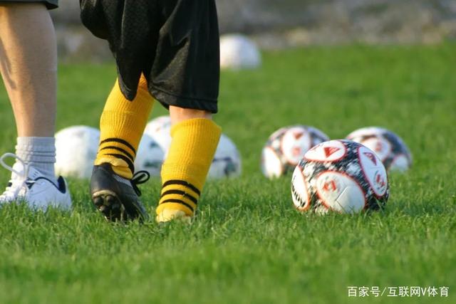 欧冠-那不勒斯4比2击败阿贾克斯 提前2轮晋级16强