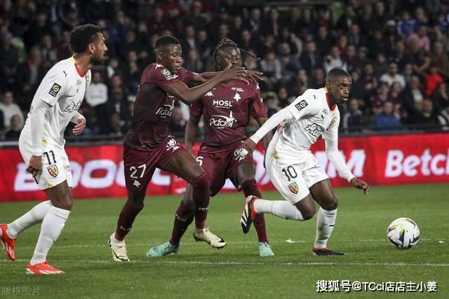 AC米兰将在冬窗期租借沃克 100万租借+500万买断